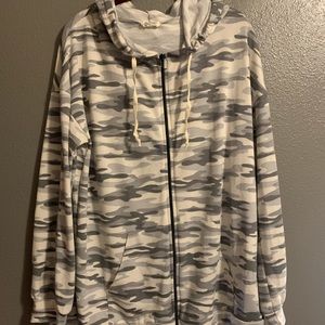 Blumin grey/white camo zip up hoodie
